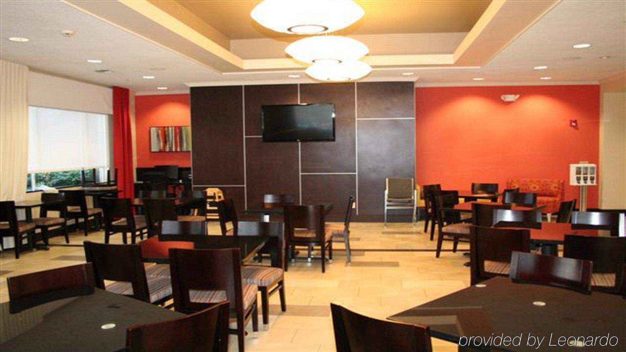 Holiday Inn Express Hotel & Suites North Seattle - Shoreline, An Ihg Hotel Restaurant photo