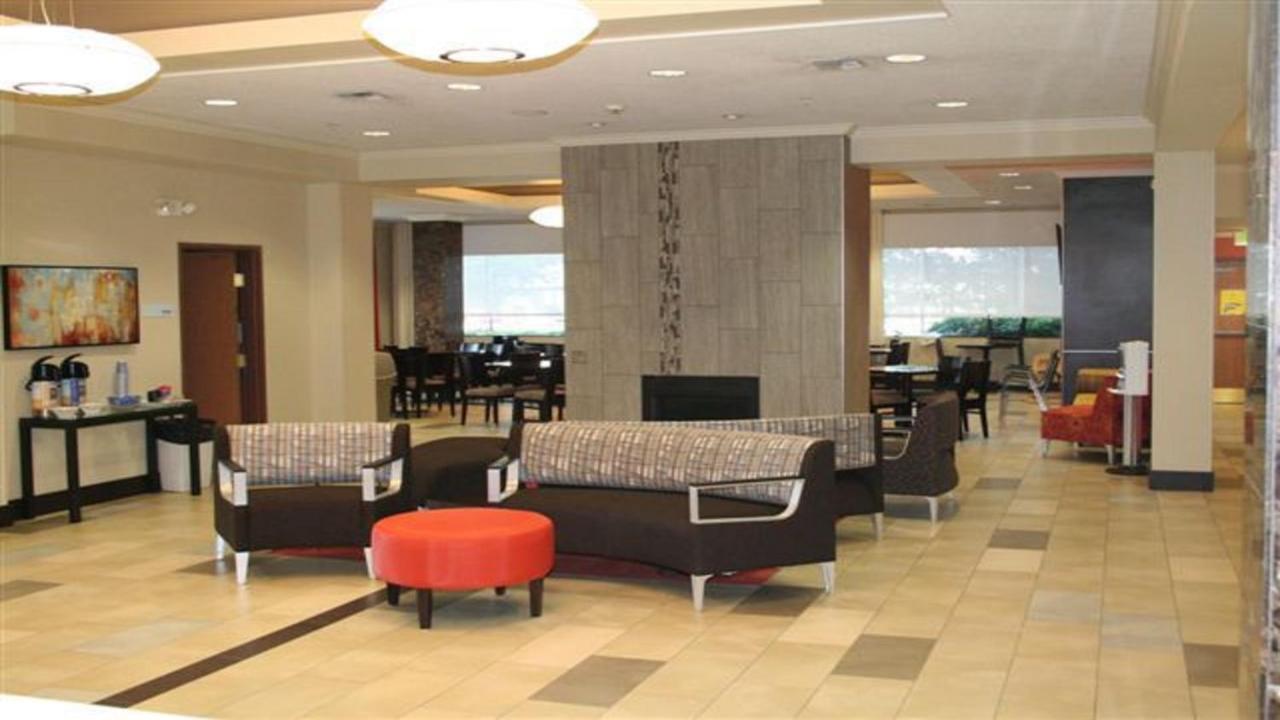 Holiday Inn Express Hotel & Suites North Seattle - Shoreline, An Ihg Hotel Exterior photo